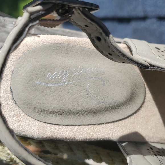 EASY STREET SANDAL CONFORT WAVE SIZE 6 1/2 - Picture 13 of 17